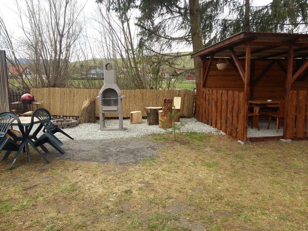 Liptovská Chata pri potoku Liptovský Mikuláš Exterior foto